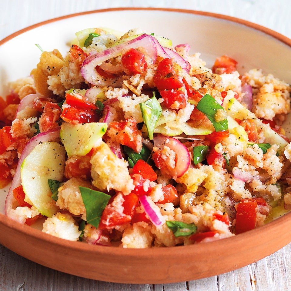 7-Pratos-Tipicos-da-Toscana-panzanella